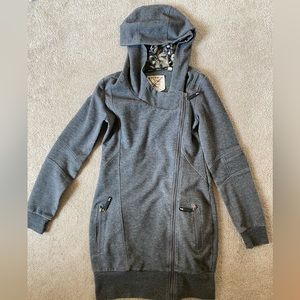 Triple five-soul gray sweater
